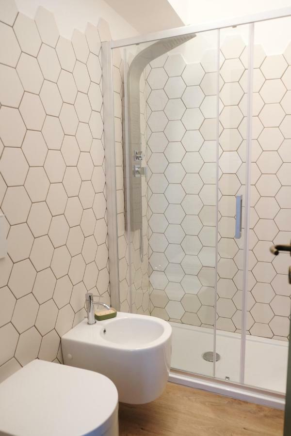 La Casa Di Ringhiera Apartment อัลบา ภายนอก รูปภาพ