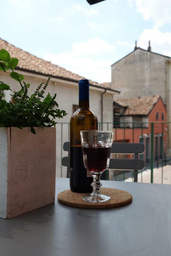 La Casa Di Ringhiera Apartment อัลบา ภายนอก รูปภาพ
