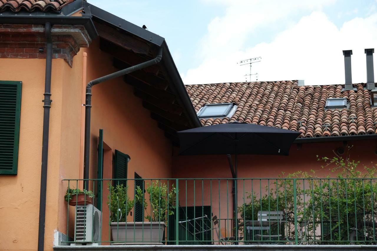 La Casa Di Ringhiera Apartment อัลบา ภายนอก รูปภาพ