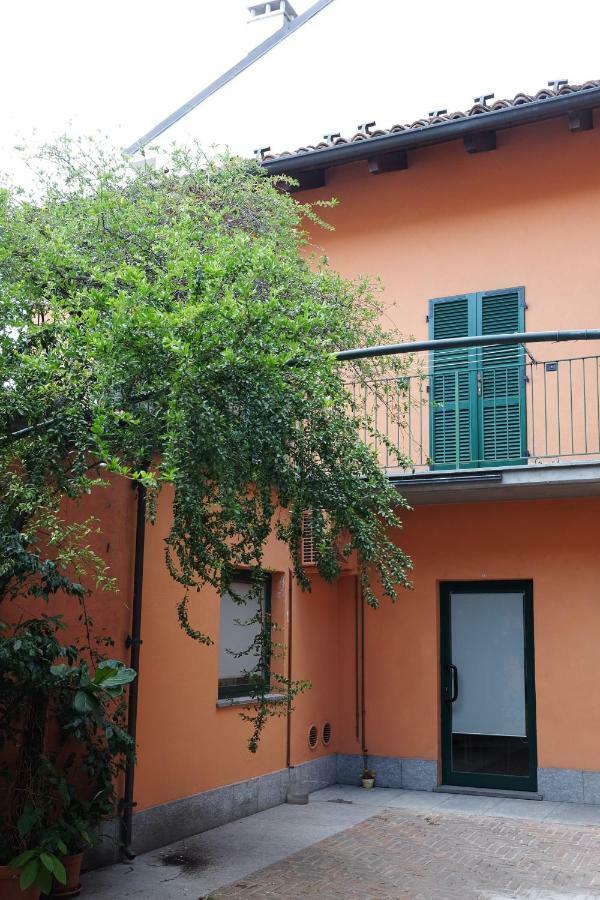 La Casa Di Ringhiera Apartment อัลบา ภายนอก รูปภาพ